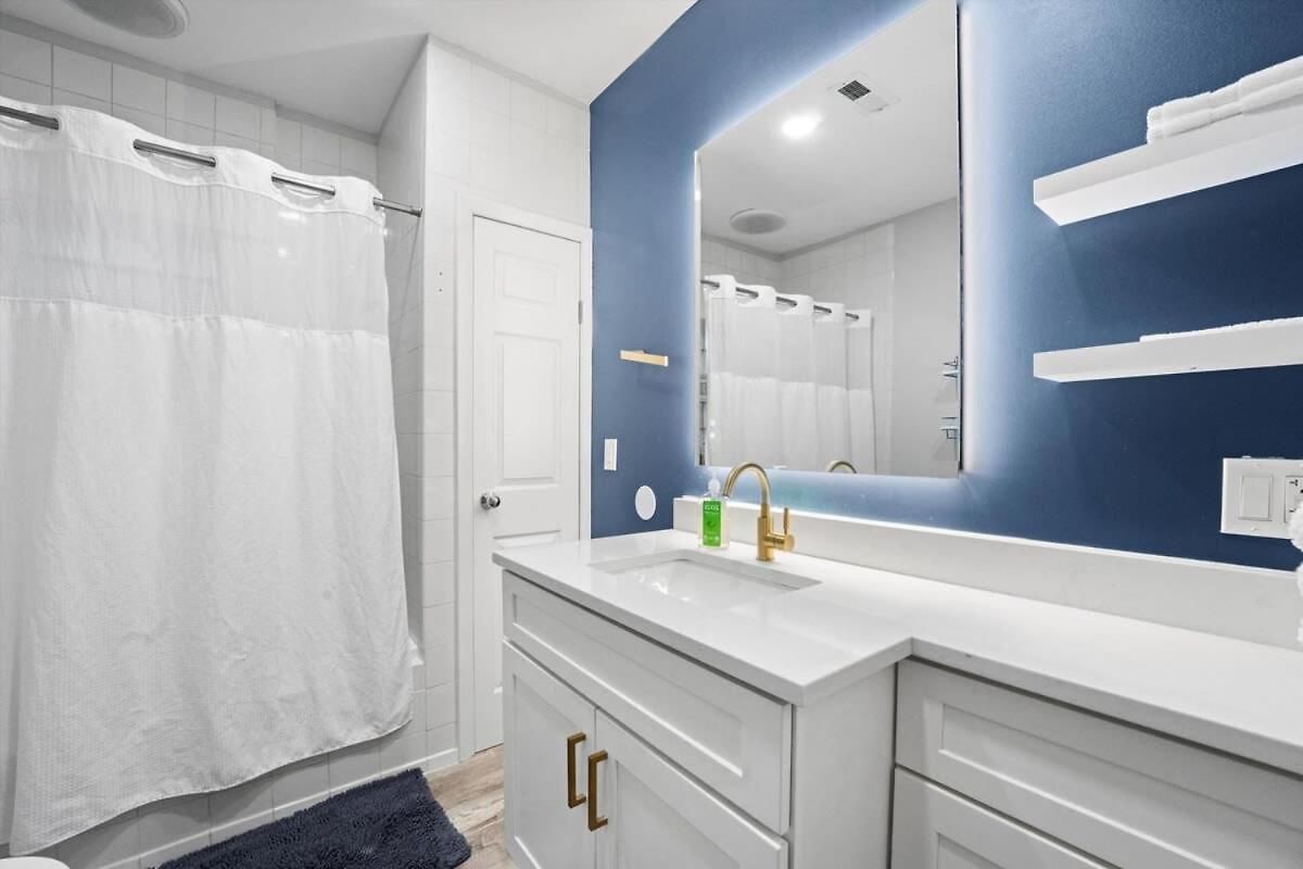 Beautiful Unit In *
