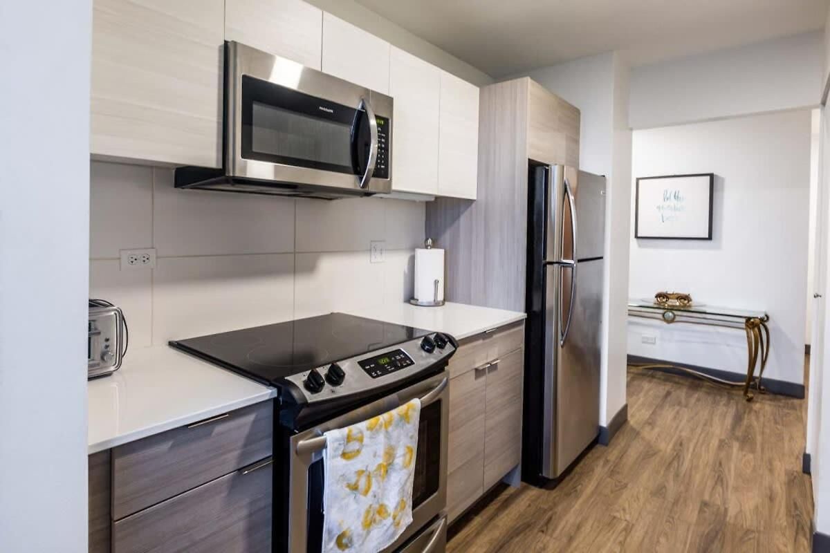 Ultimate 3br Luxury Near Navy Pier With Gym & Pool By Envitae *