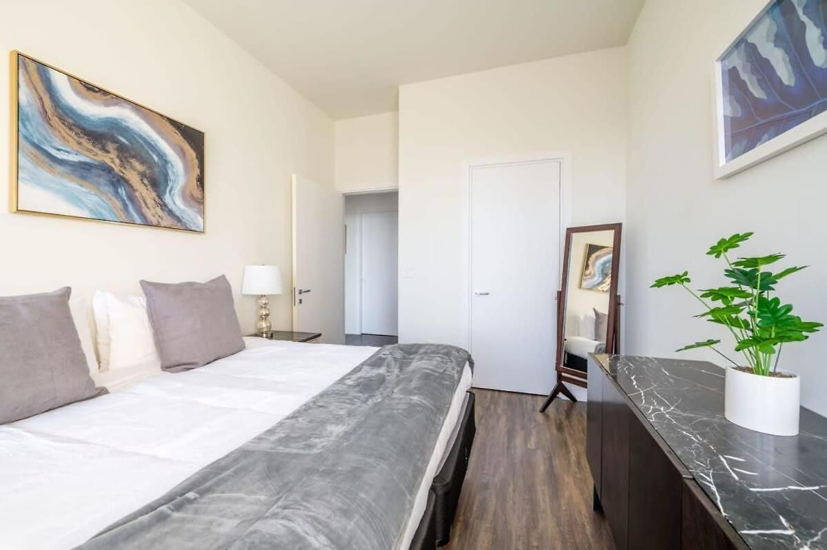 3br Luxury Glass With Views * Chicago