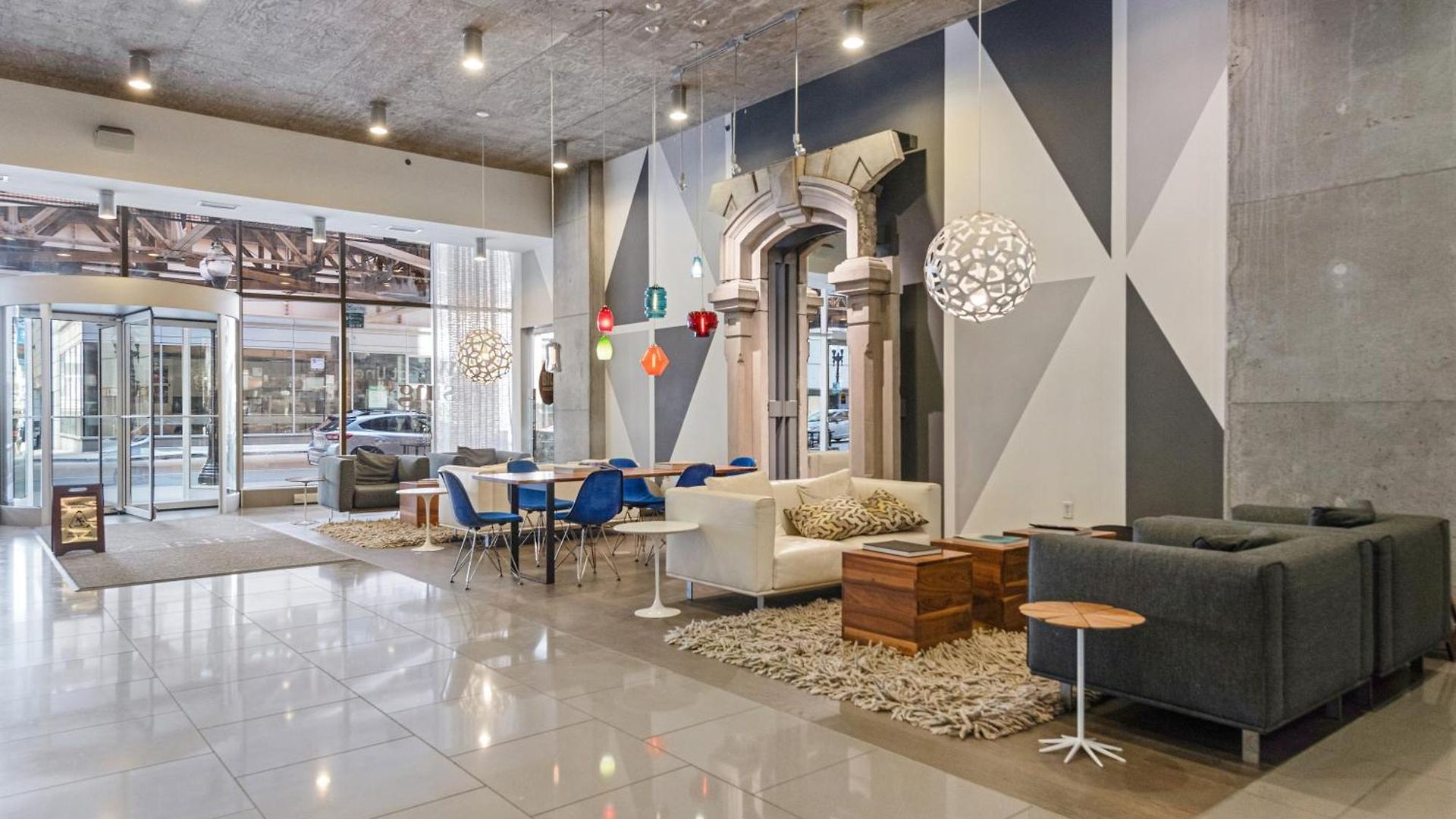 Linea Luxury Living With Indoor Pool And Rooftop Views In The Loop Apartment *