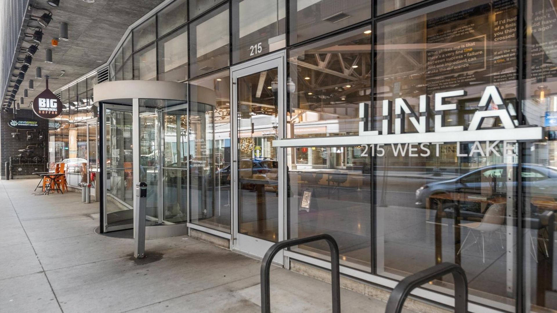 Linea Luxury Living With Indoor Pool And Rooftop Views In The Loop Chicago