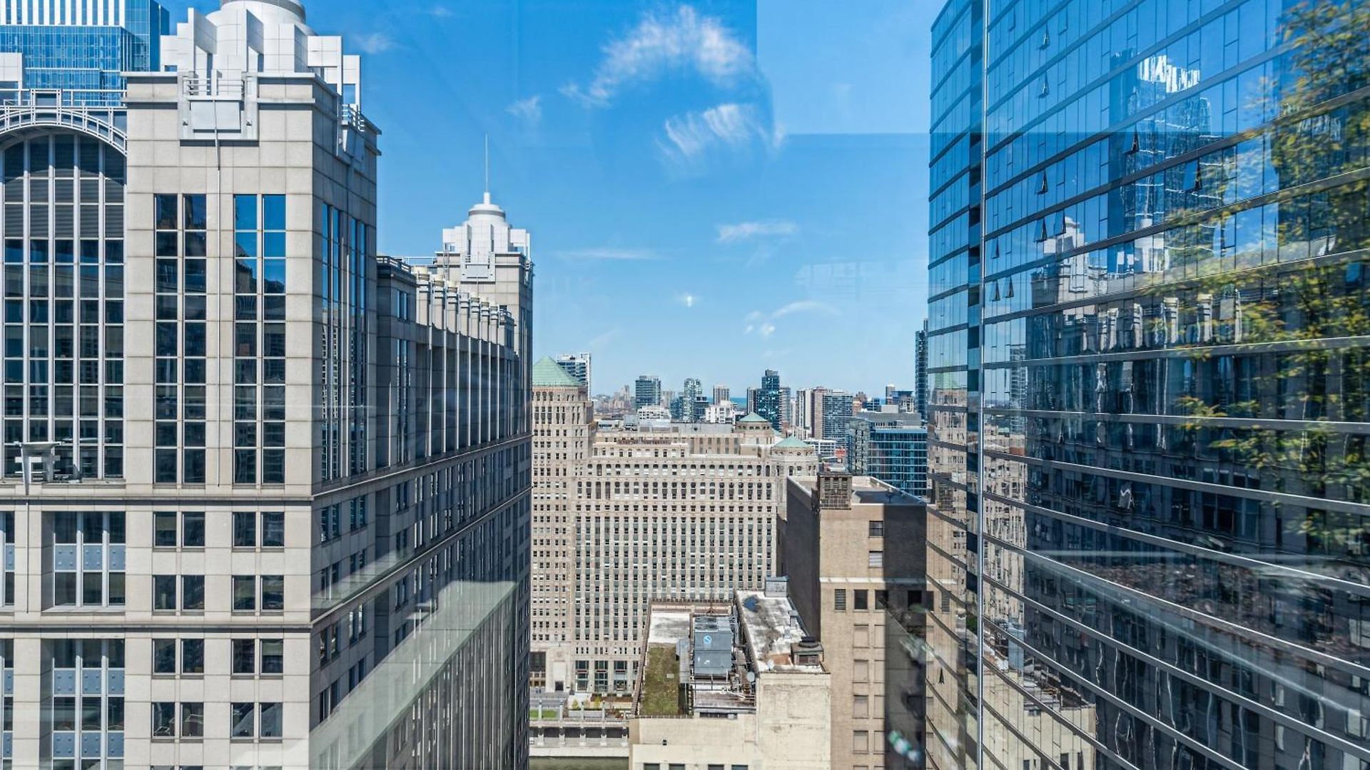 Linea Luxury Living With Indoor Pool And Rooftop Views In The Loop