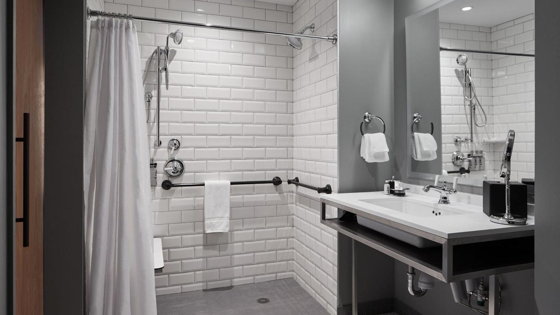 Hotel Zachary, Chicago, A Tribute Portfolio