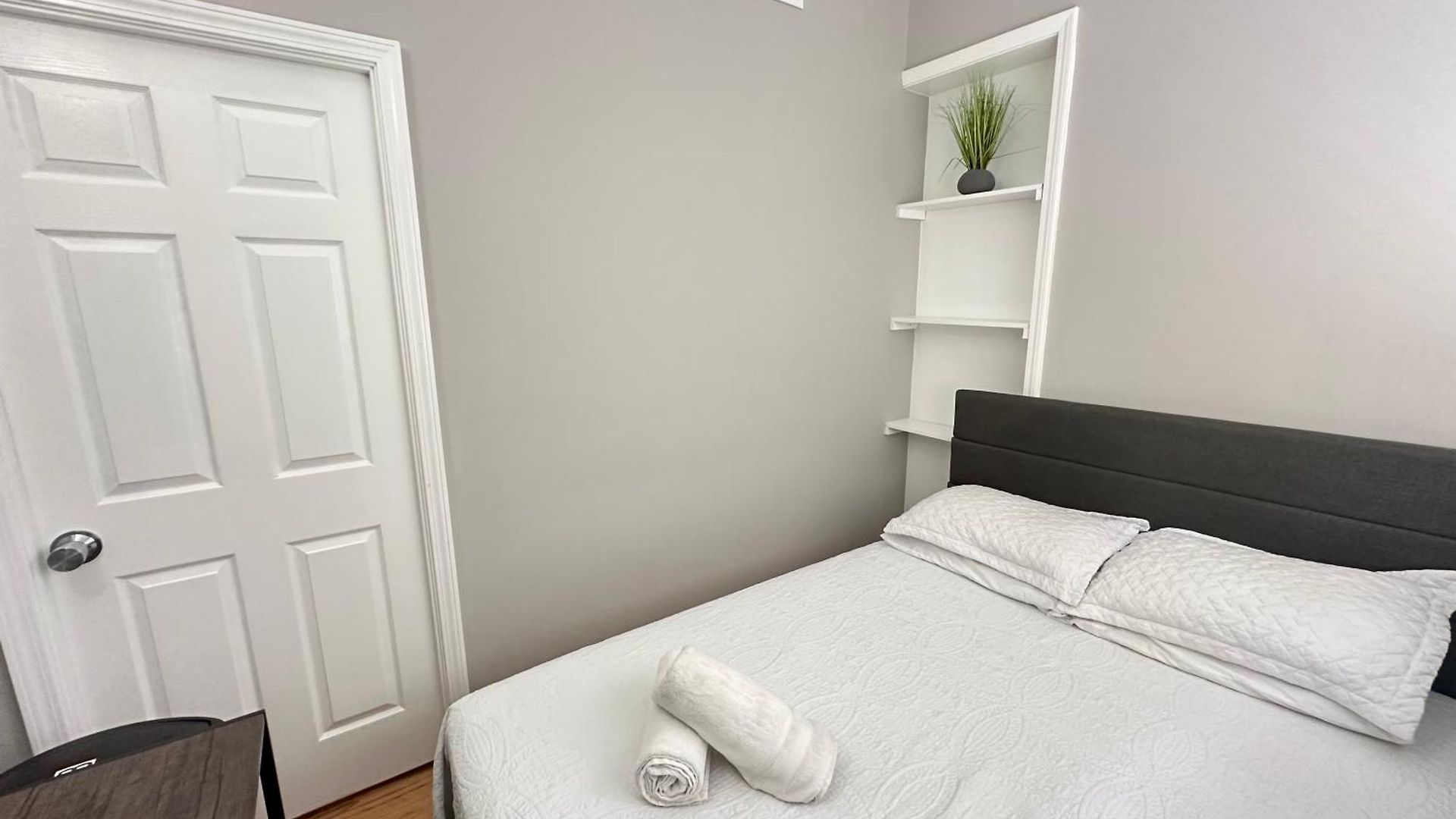 Homestay Wonderful Close To Downtown - Free Parking Chicago