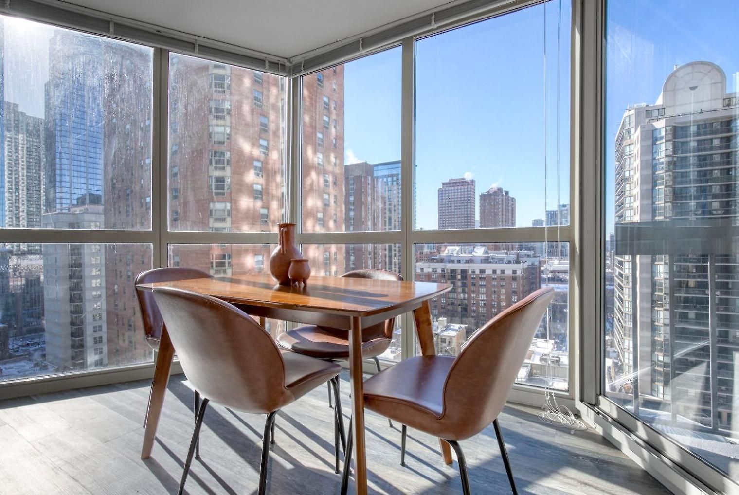 Apartment Gold Coast 2br W Outdoor Terrace Nr Beach L Chi-1016 *