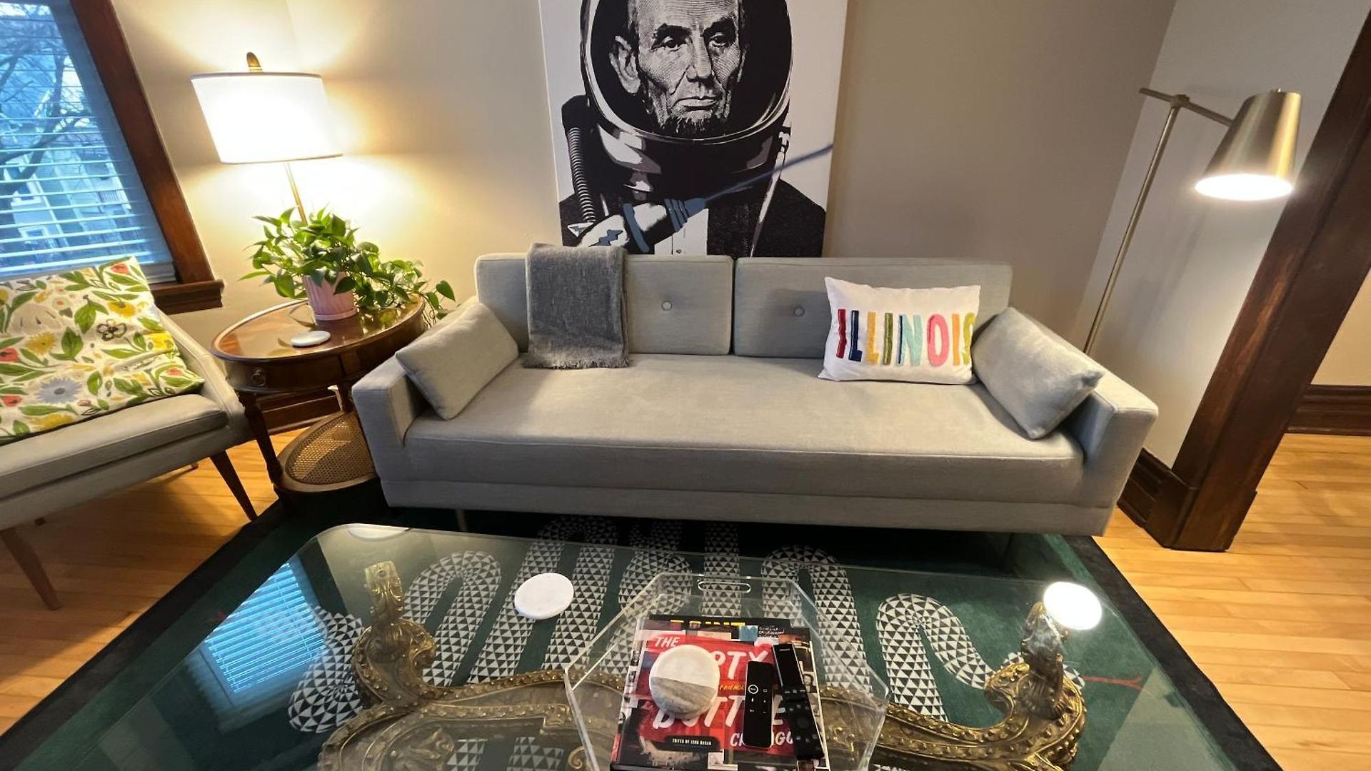 Irving Park Updated Vintage Unit 2-flat *