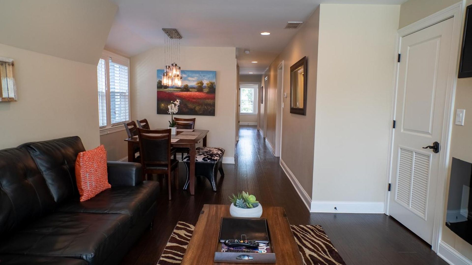 Roscoe Village Apartment