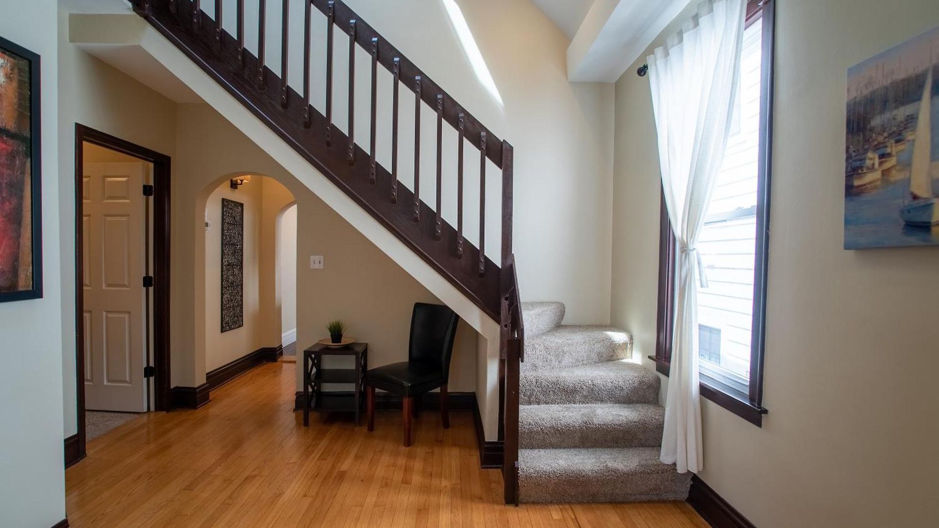 Roscoe Village Apartment Chicago