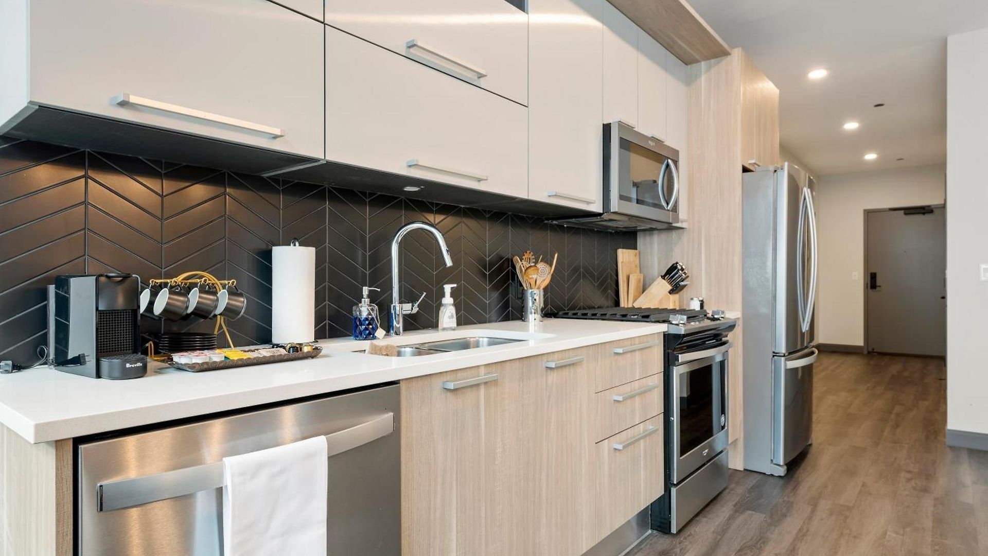 Experience Downtown At Millennium - Luxury In The Loop Apartment