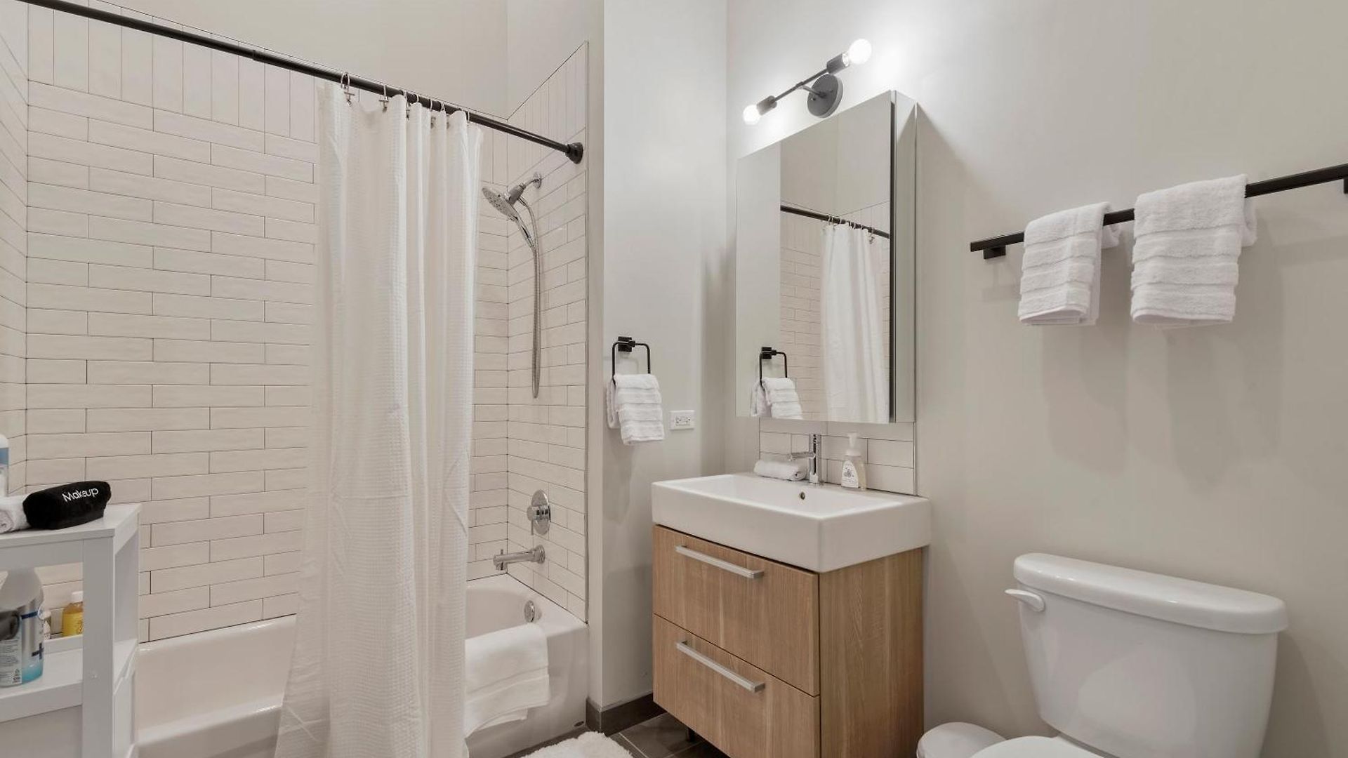 Apartment Experience Downtown At Millennium - Luxury In The Loop