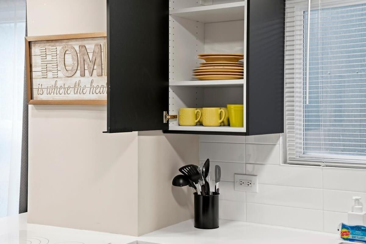 New 2br W 3 Beds And Highspeed Internet *