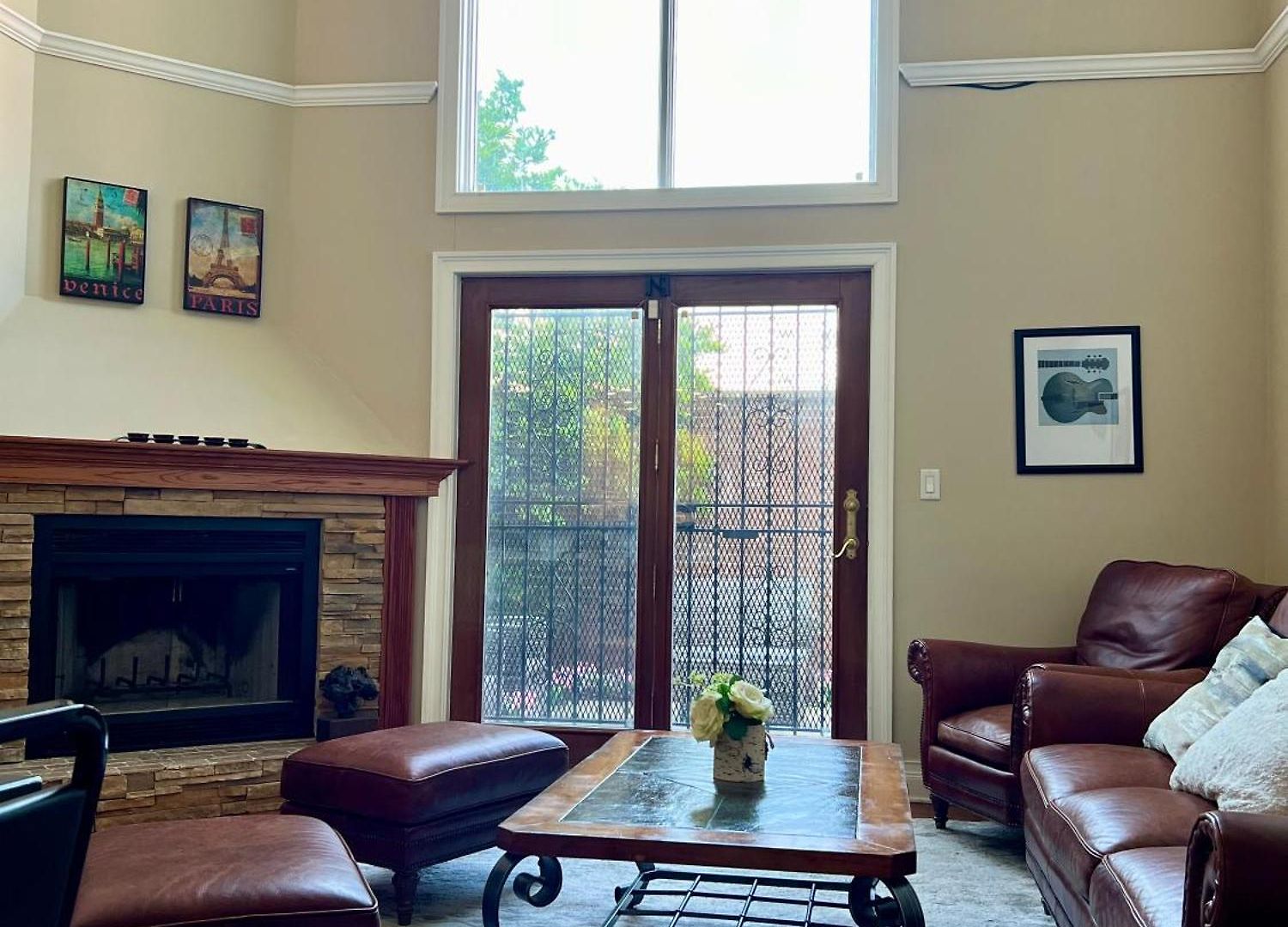 Holiday home 4 Bedroom In Location Parking Fireplace Back Yard Pets Welcome *