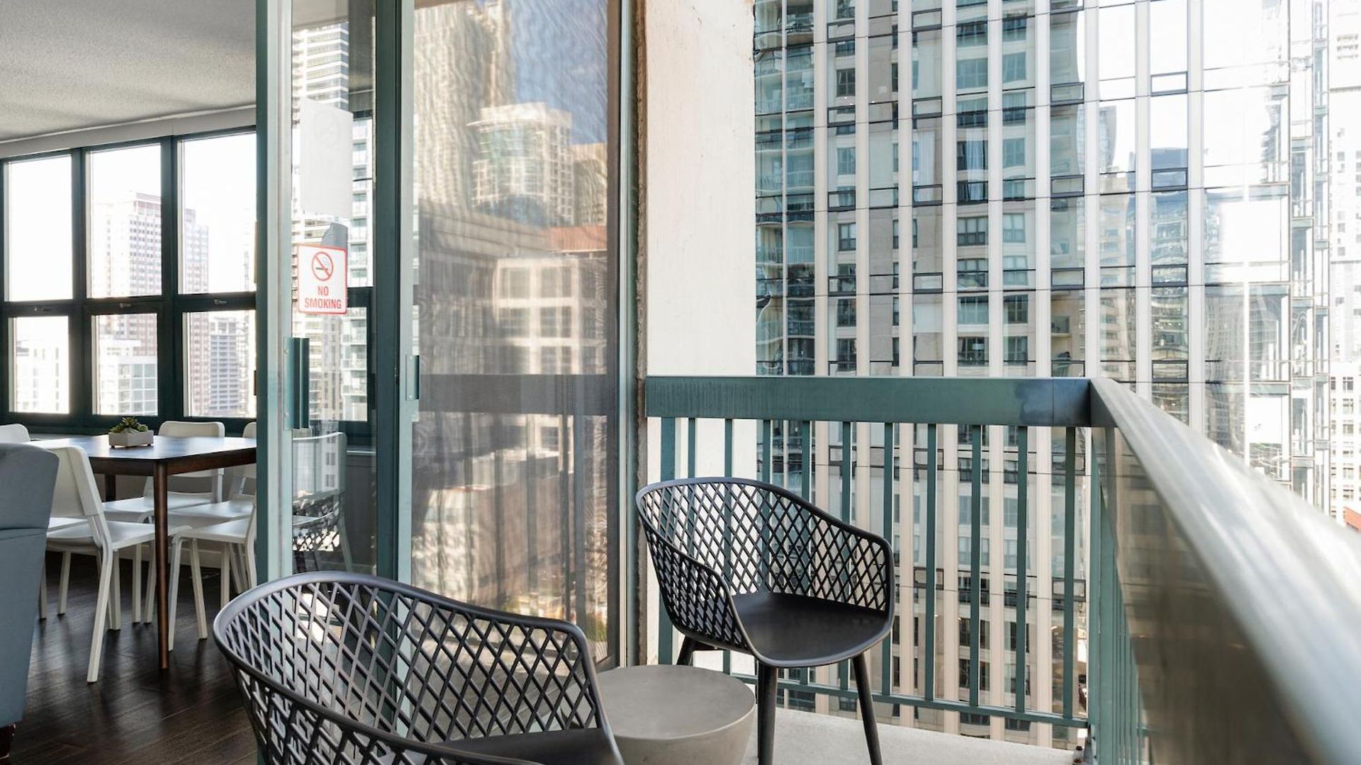 Kasa Magnificent Mile 4*