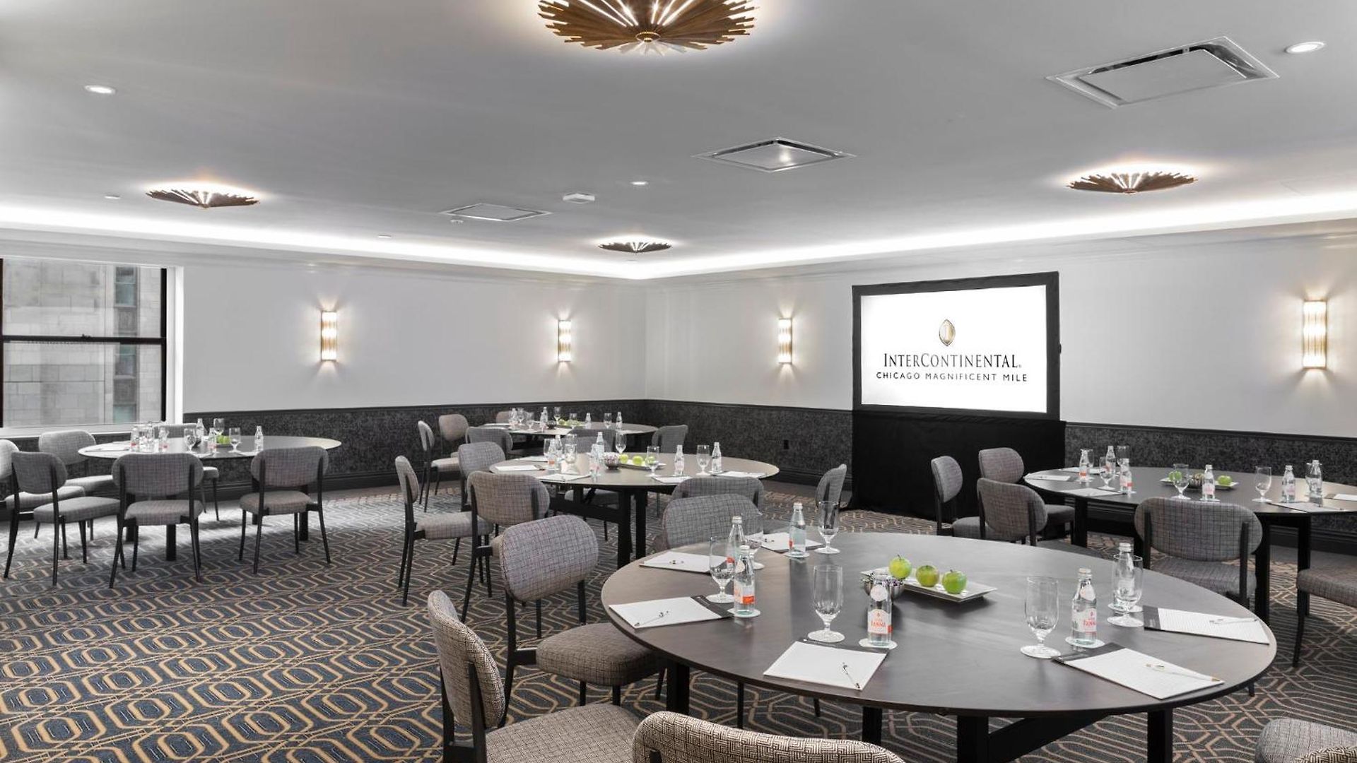 Intercontinental Magnificent Mile By Ihg Hotel
