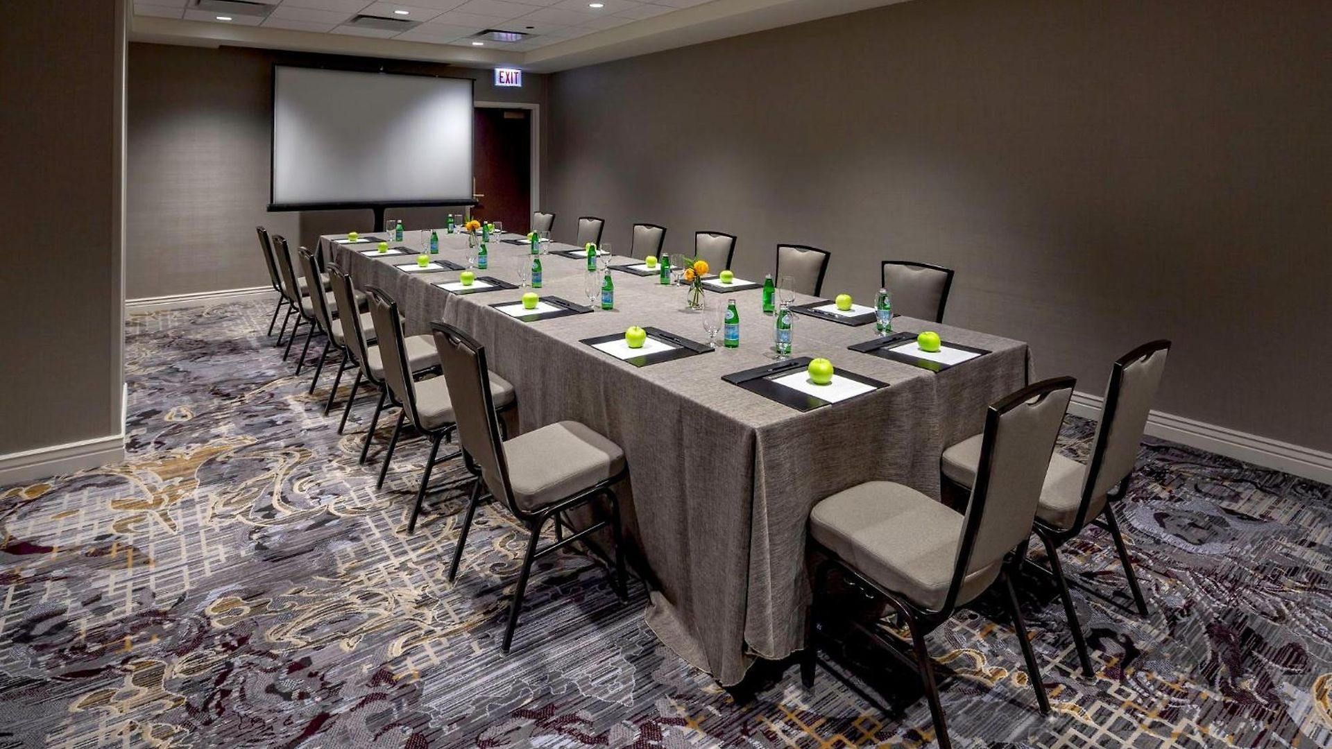 Hotel Intercontinental Magnificent Mile By Ihg 4*