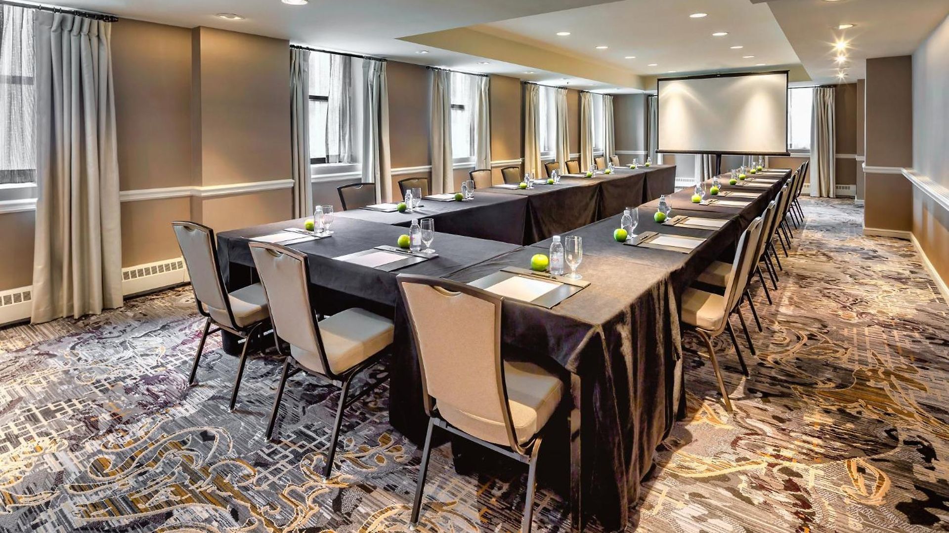 Intercontinental Magnificent Mile By Ihg 4*