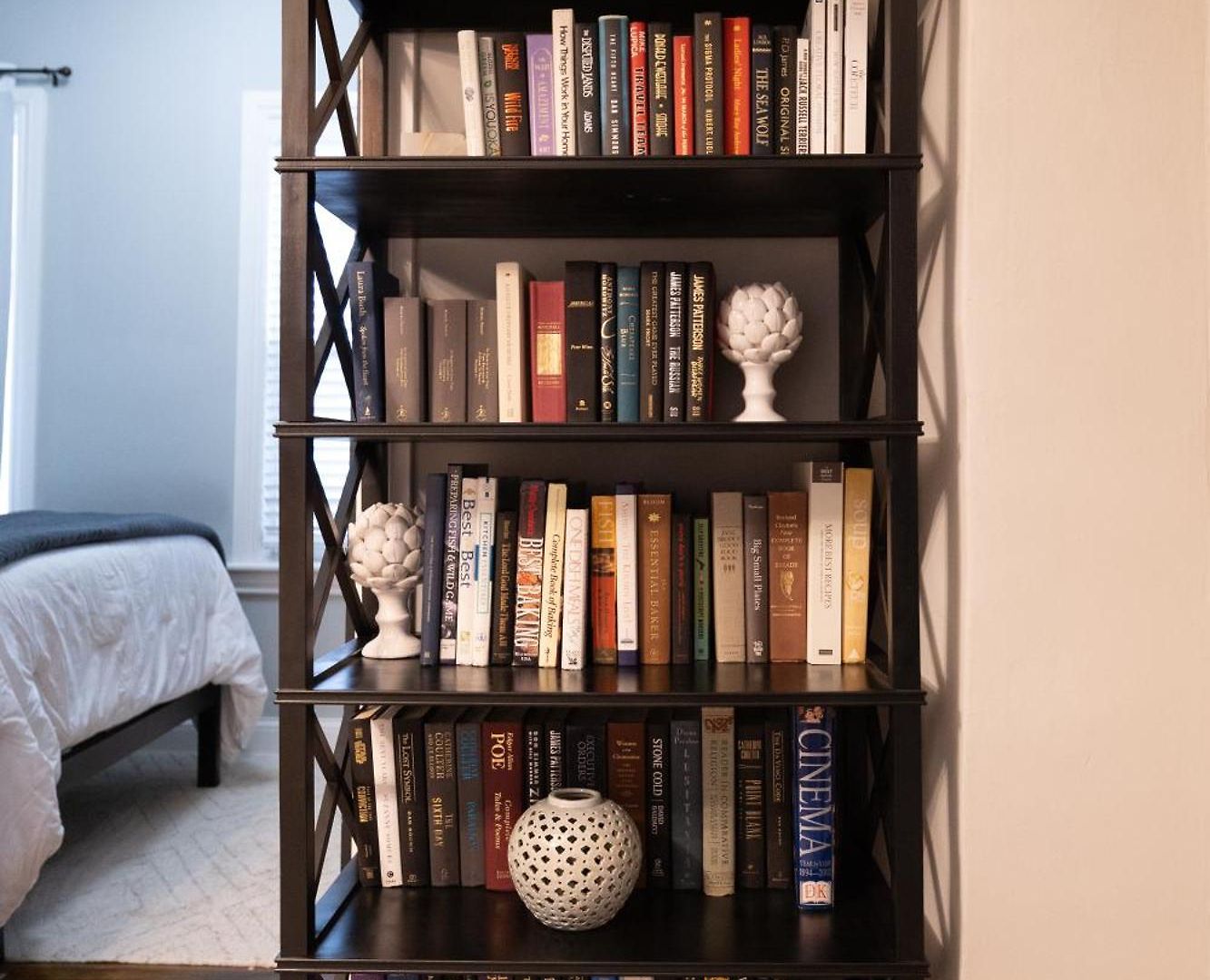 Red Robin - Wicker Park Apartment *