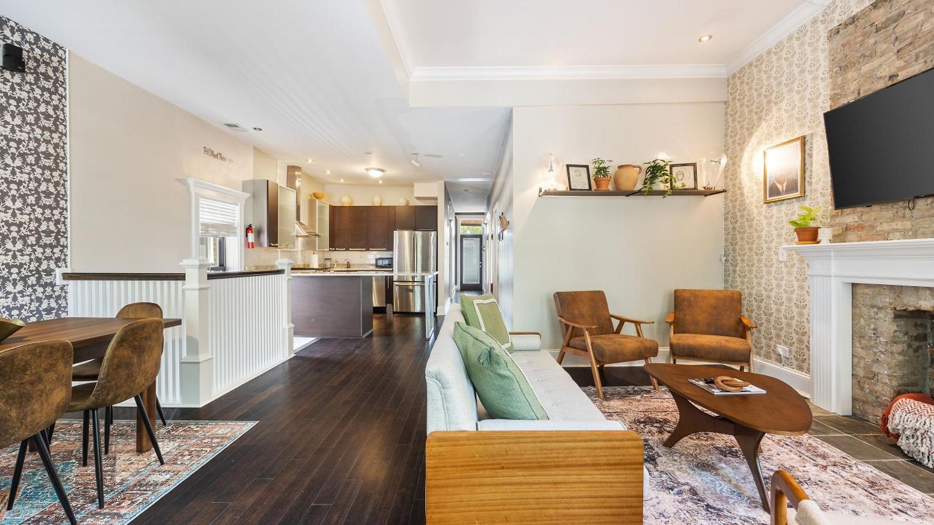 Apartment Wrigleyville Chicago