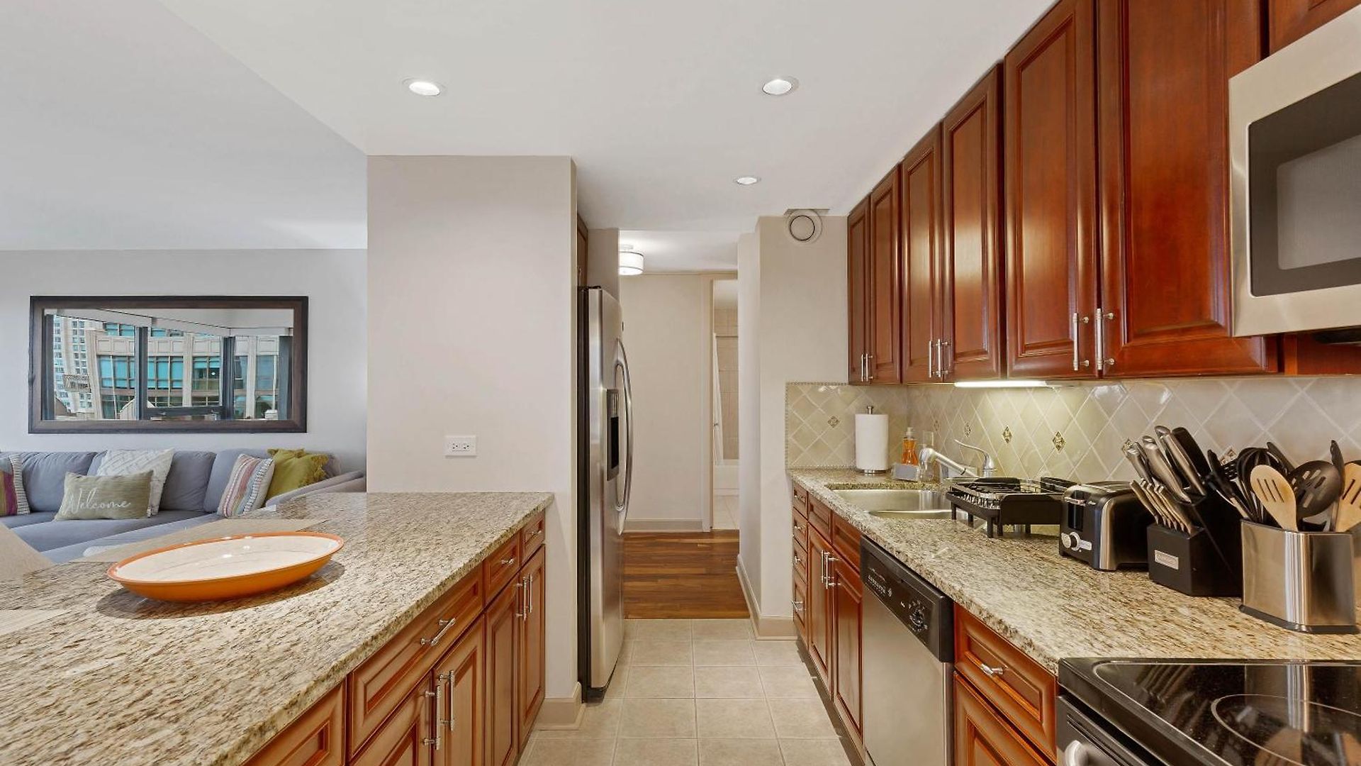 2bd River North With Million Dollar Views! Apartment *