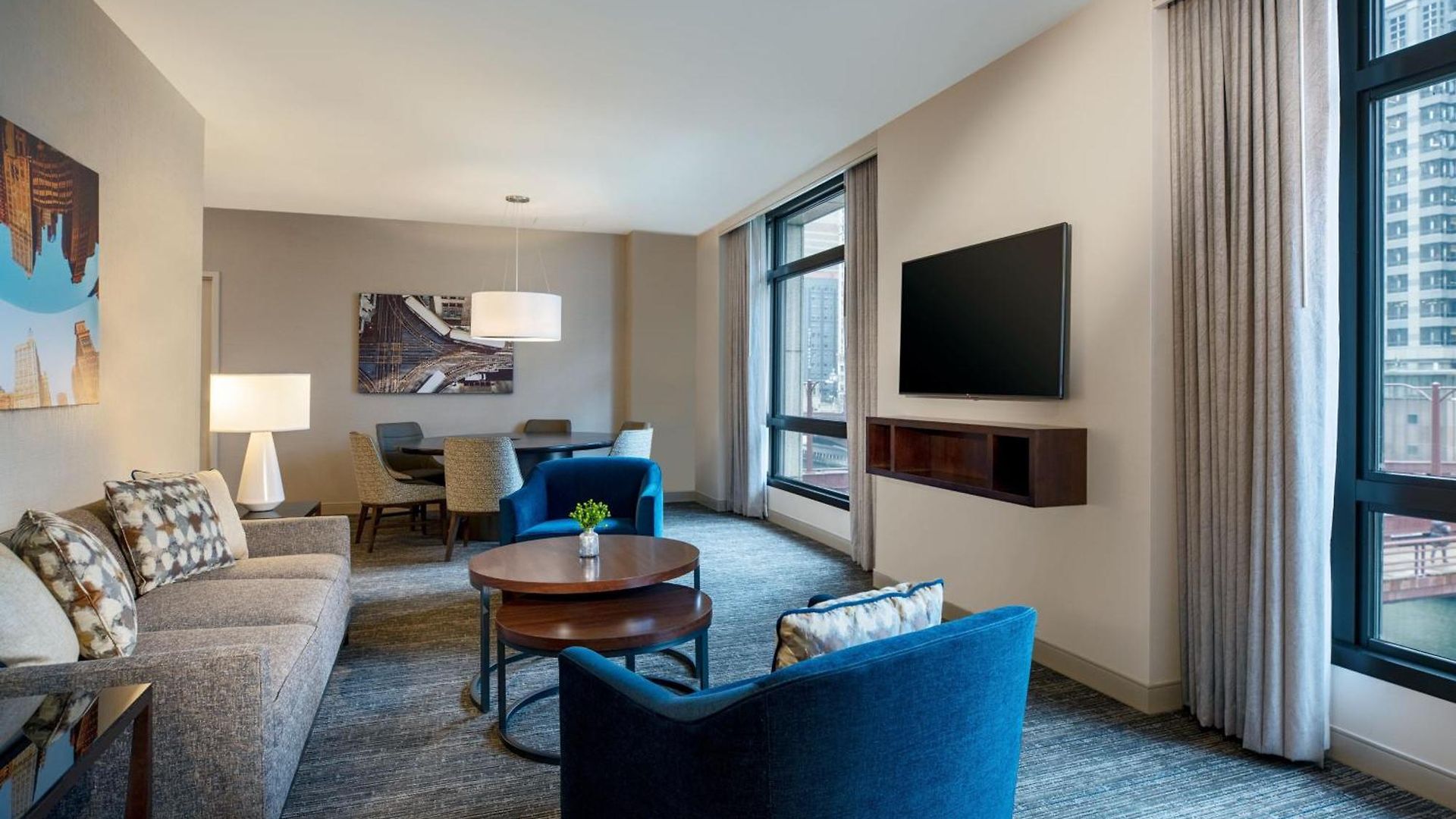 The Westin River North Hotel 4*