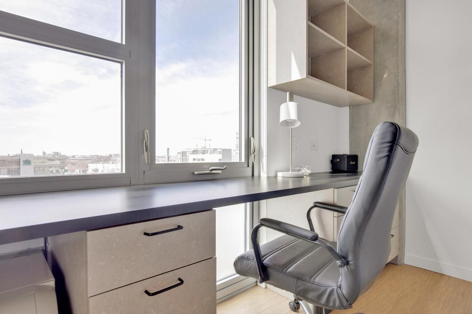 Lincoln Park W Wd Lounge Nr L Chi-608
