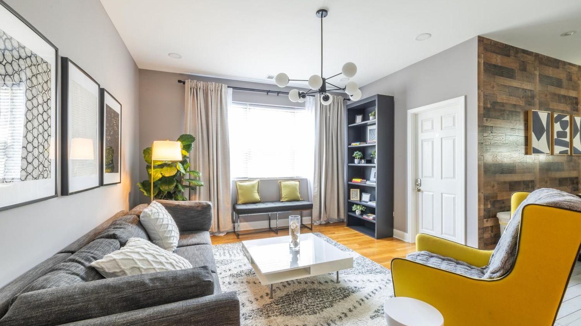 Kenwood Apartments, Downtown Hyde Park Homestay Chicago