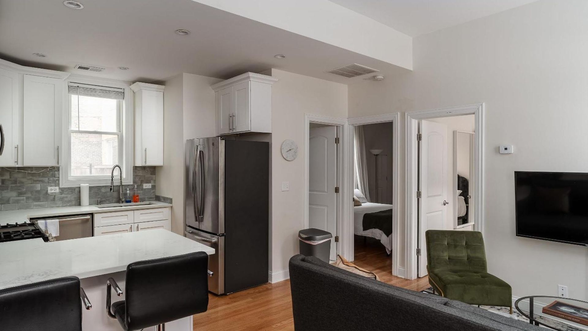 East Village 2br Modern H1 Apartment