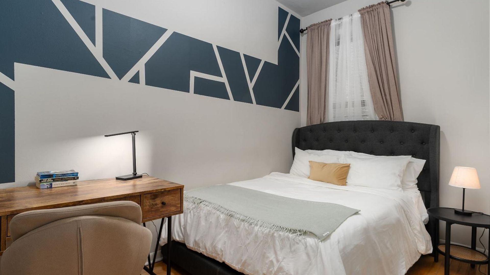 Flexhome Ukrainian Village - 2br - Convenient Walkability