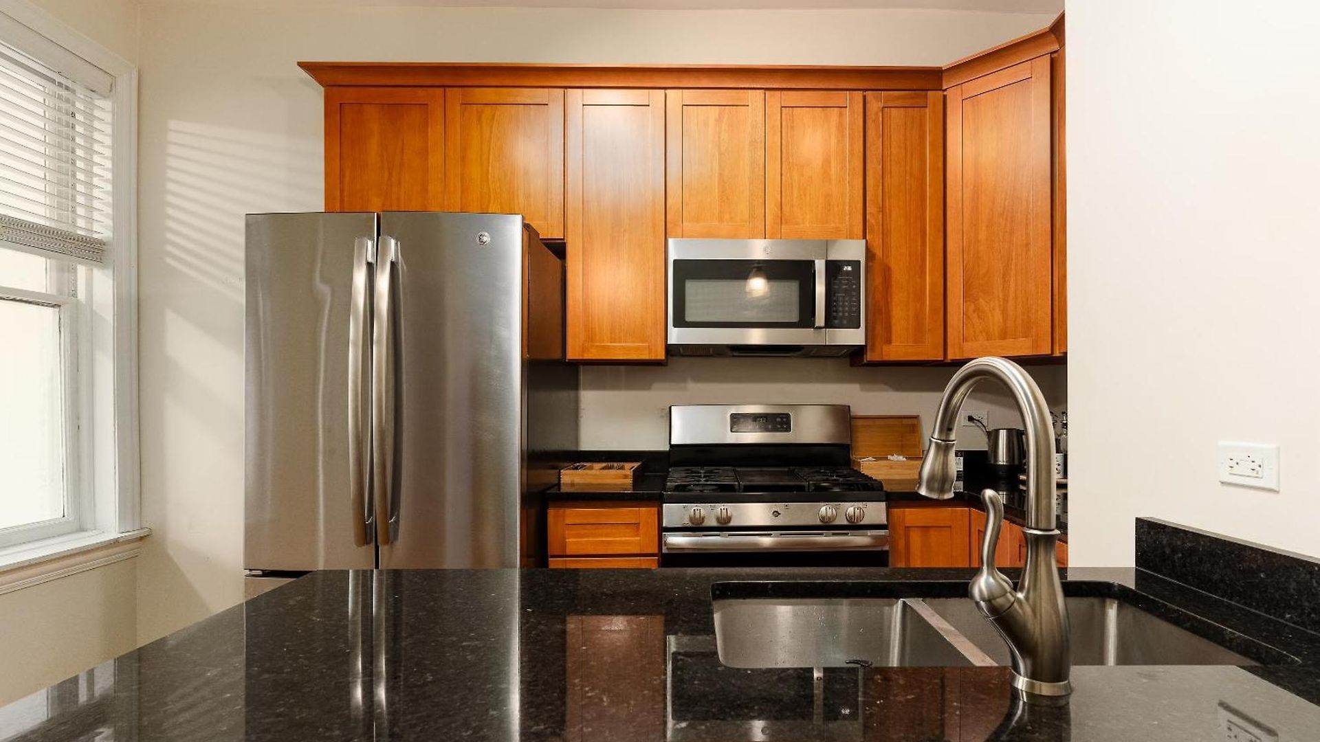 Wicker Park 2br Modern Dv3 * Chicago