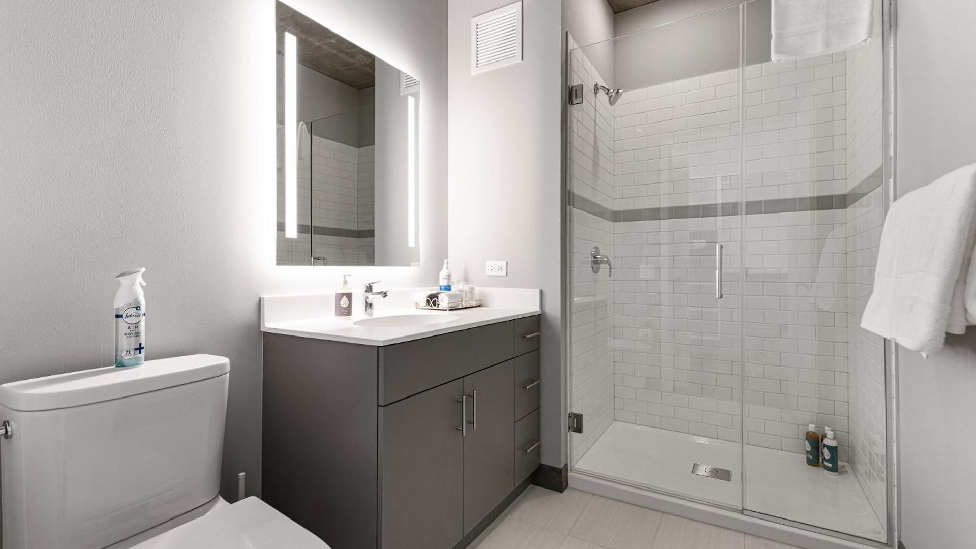 Apartment Fulbrix Bright Designer With West Loop Views Chicago
