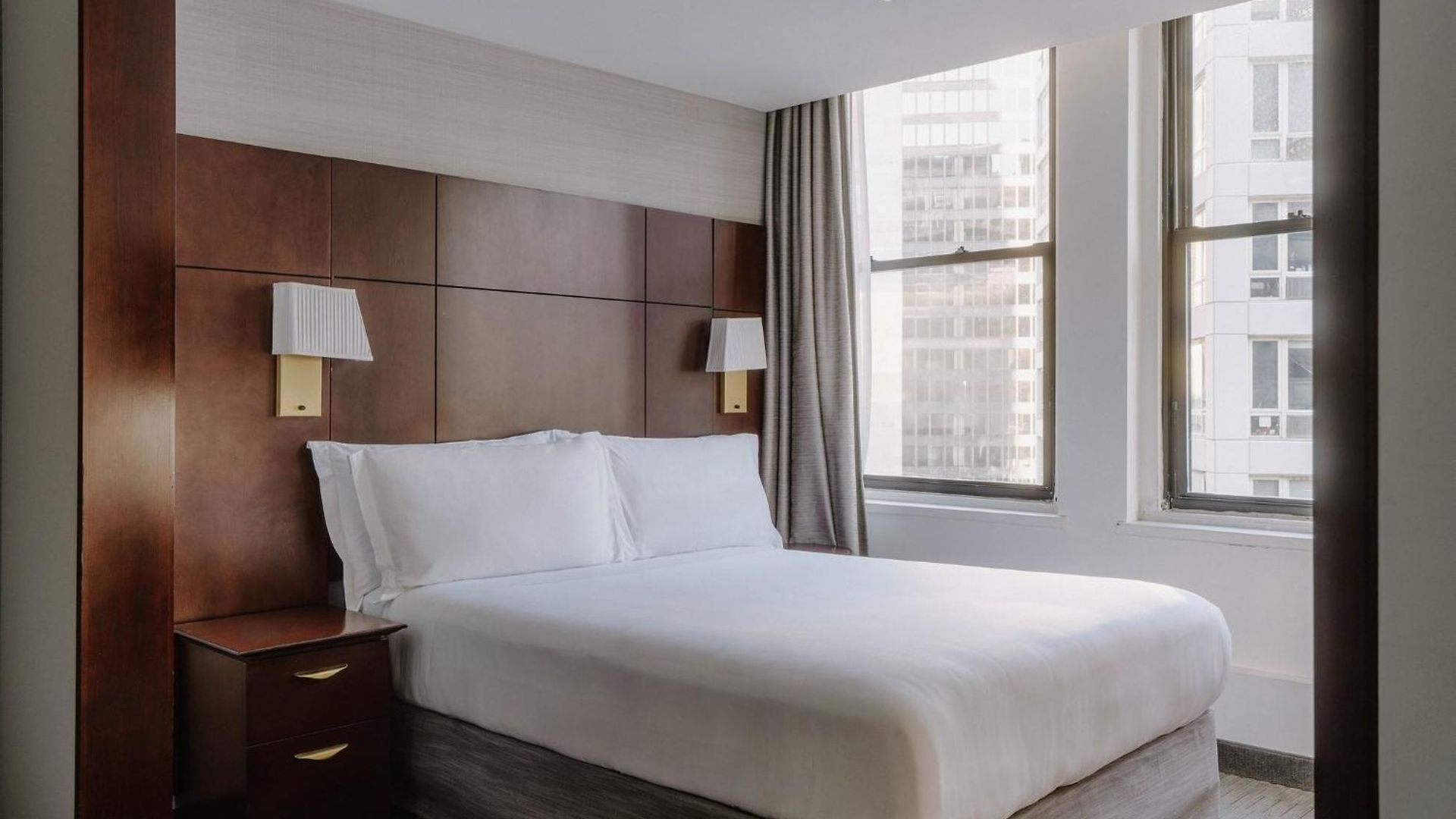 Club Quarters Wacker At Michigan, 4*