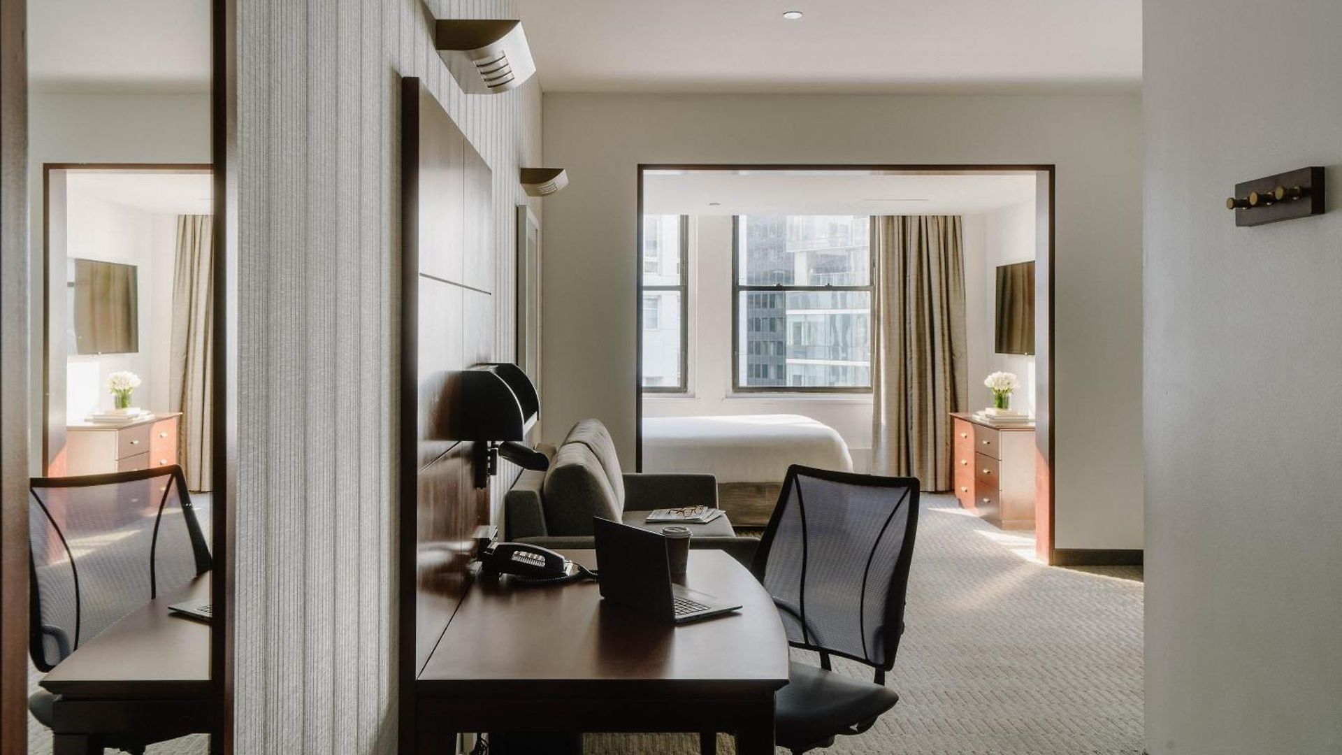 Club Quarters Wacker At Michigan, Hotel