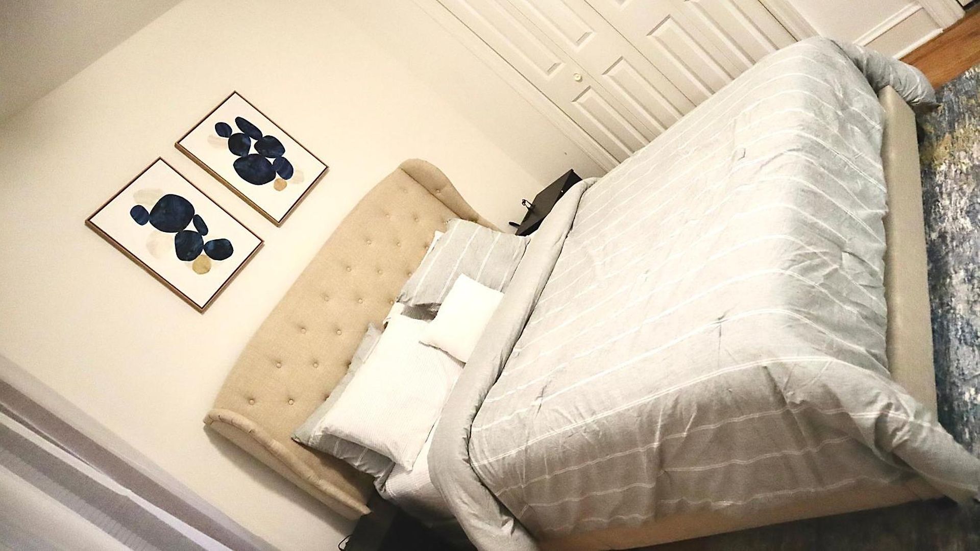Luxury 2 Bed 2 Bath In With Free Parking * Chicago