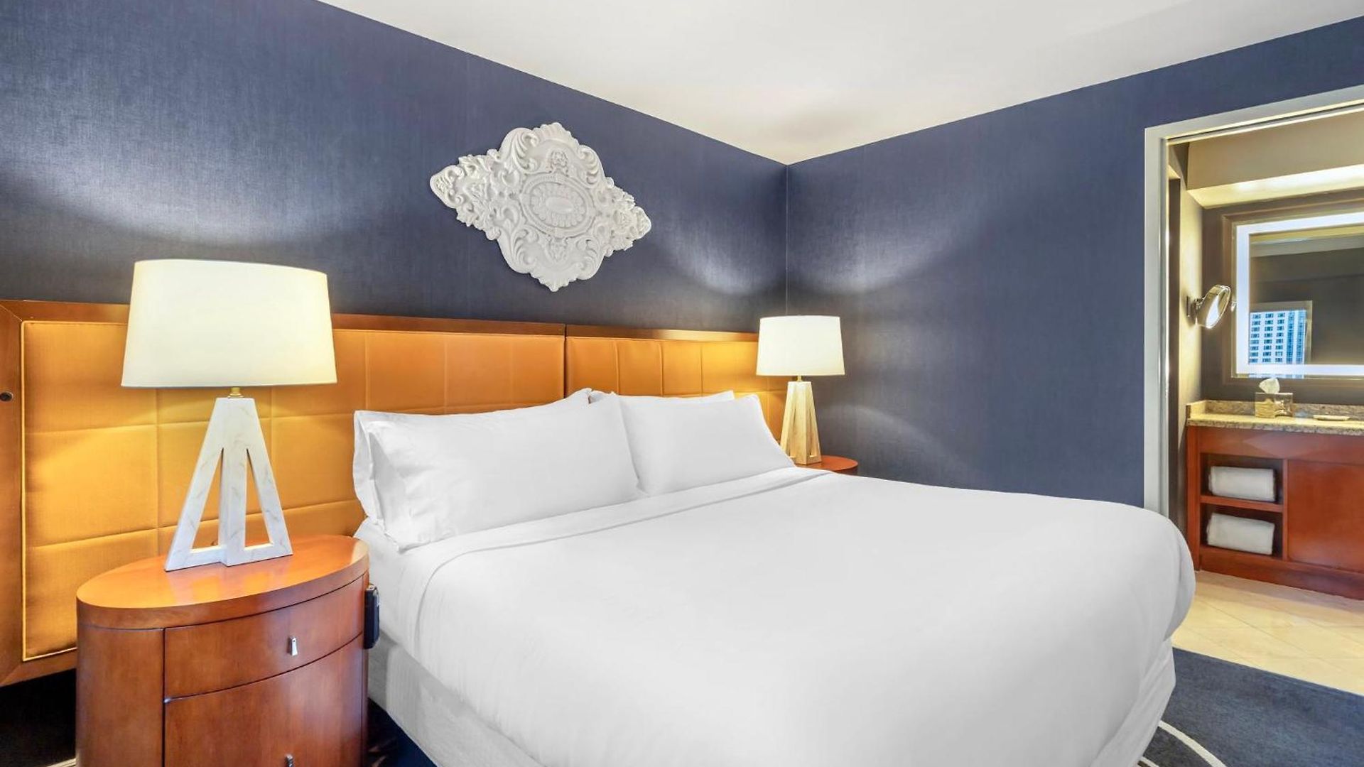 Omni Chicago