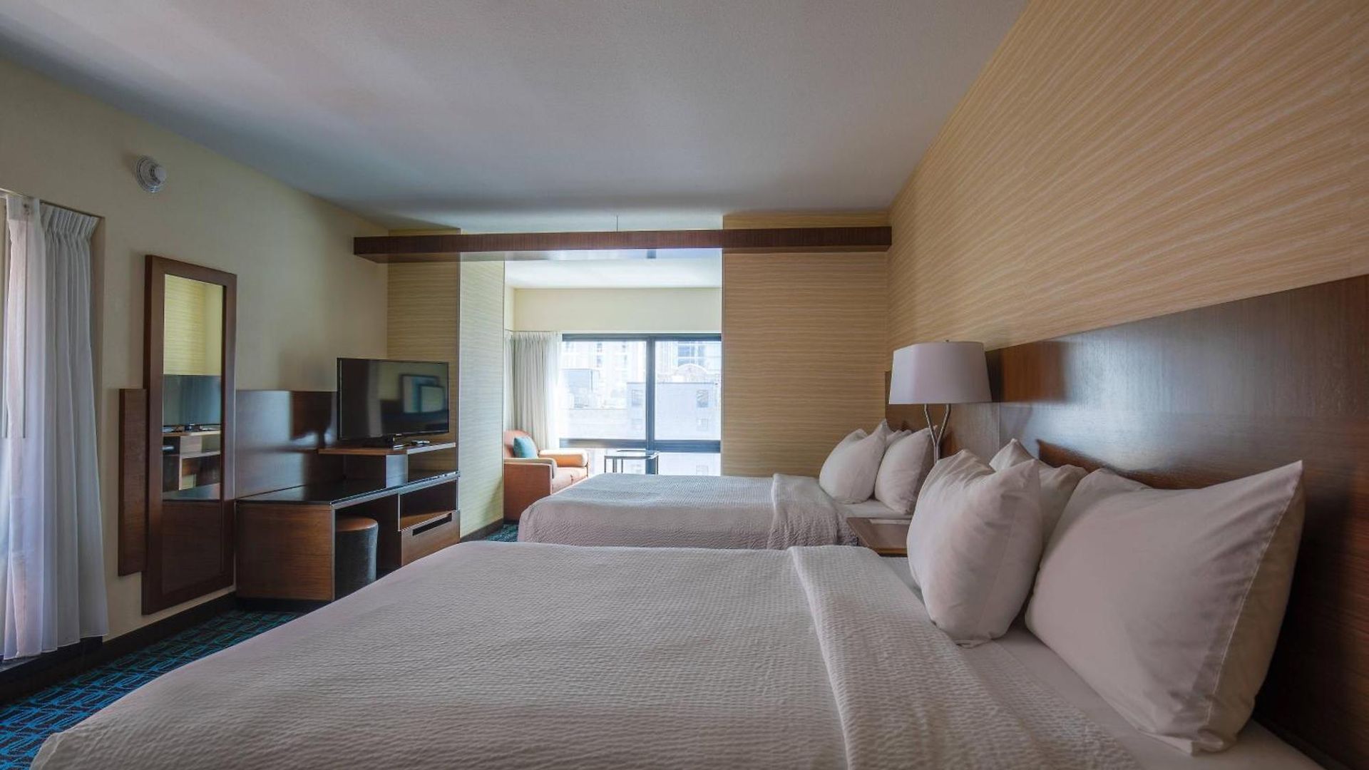 Hotel Fairfield And Downtown-river North 3*