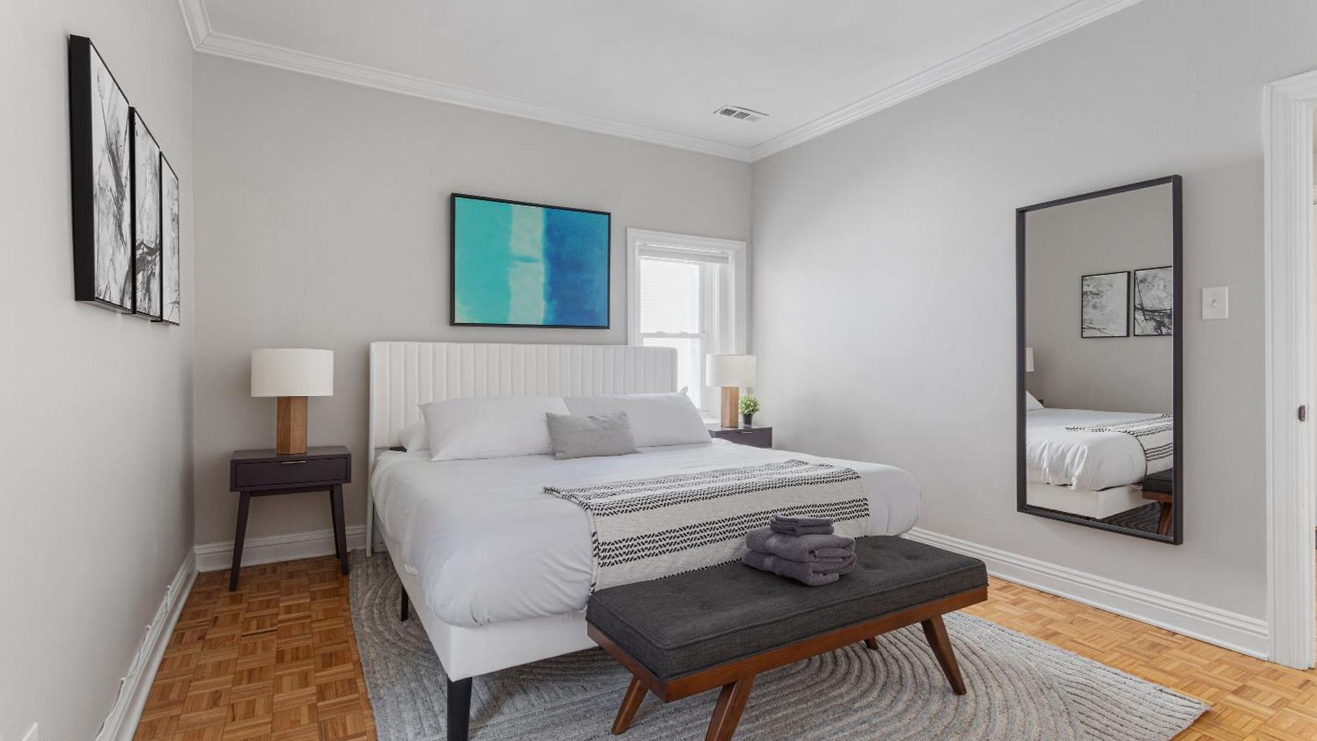 Brilliant Downtown 3-bedroom