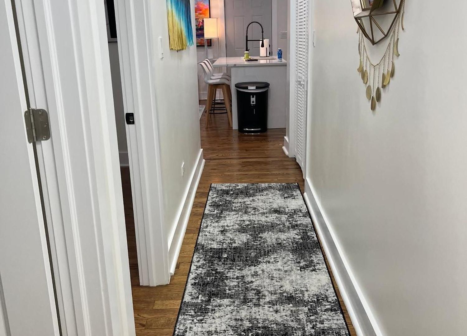 Chic Euro Getaway- Close To Downtown * Chicago
