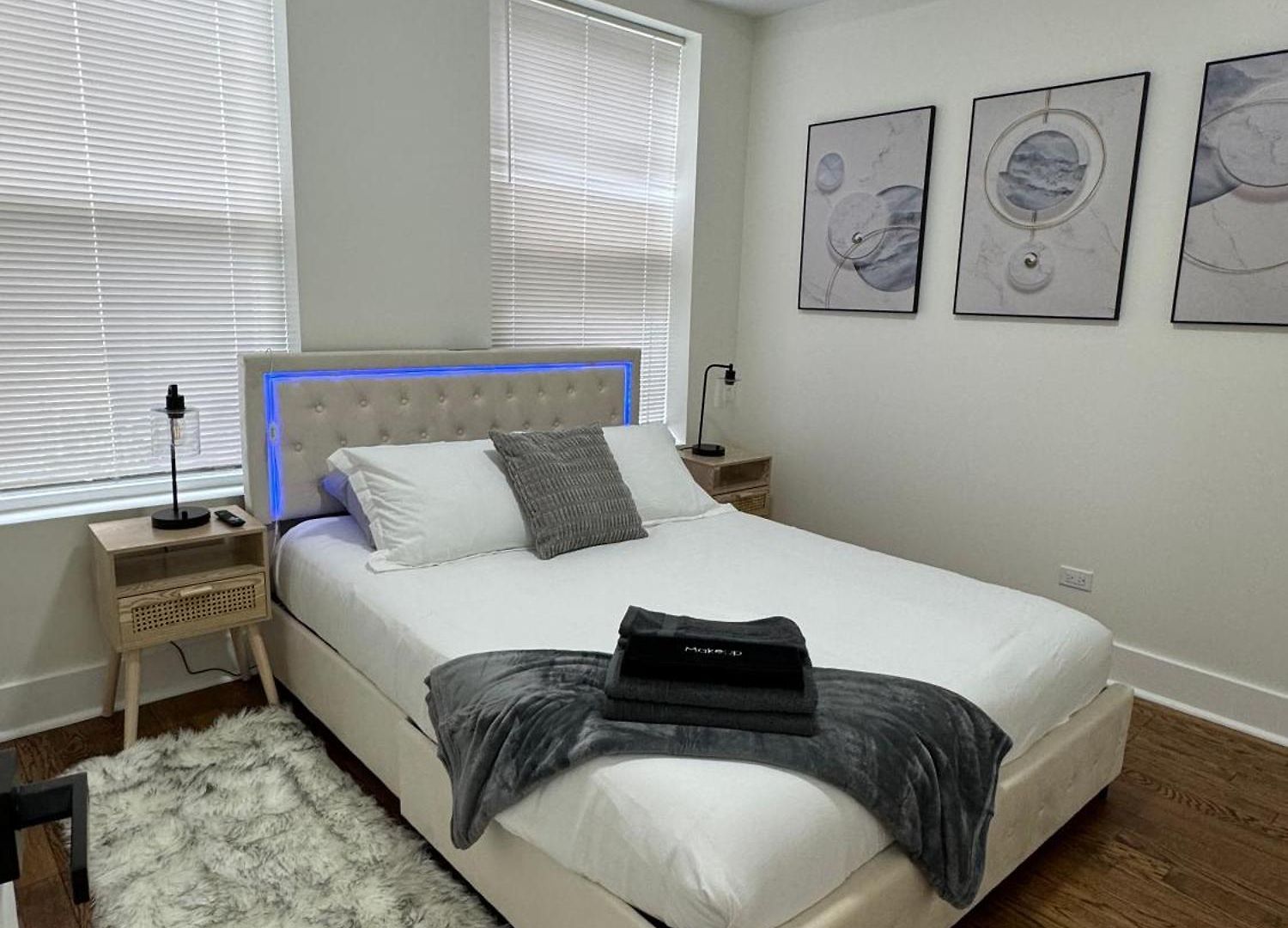 Chic Euro Getaway- Close To Downtown Apartment *