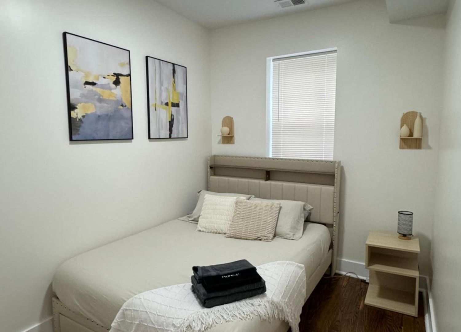 Chic Euro Getaway- Close To Downtown *