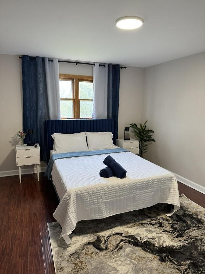 Apartment 3Br Modern Apt • Gym • Workspace • Quiet Location