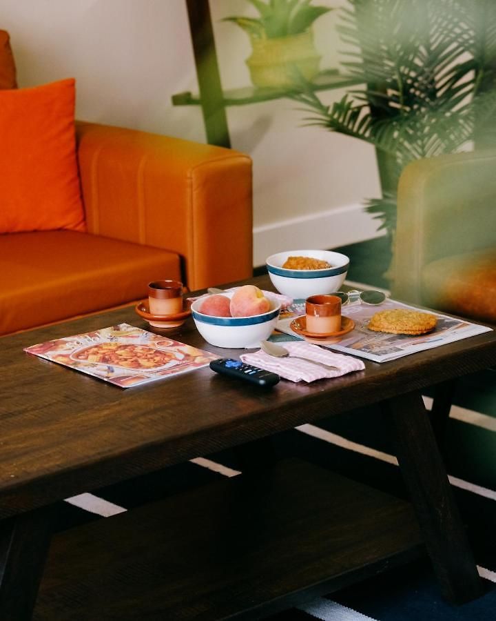 Modern Condo • Safe Chicago Stay Near O'Hare *