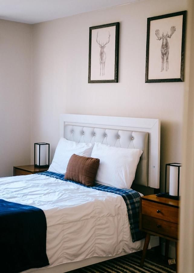 Modern Condo • Safe Chicago Stay Near O'Hare