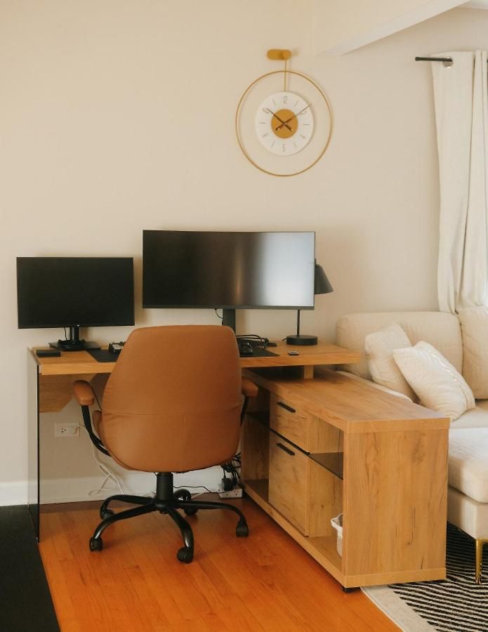 Apartment New Modern 3Br • Gym • Workspace • Quiet Location