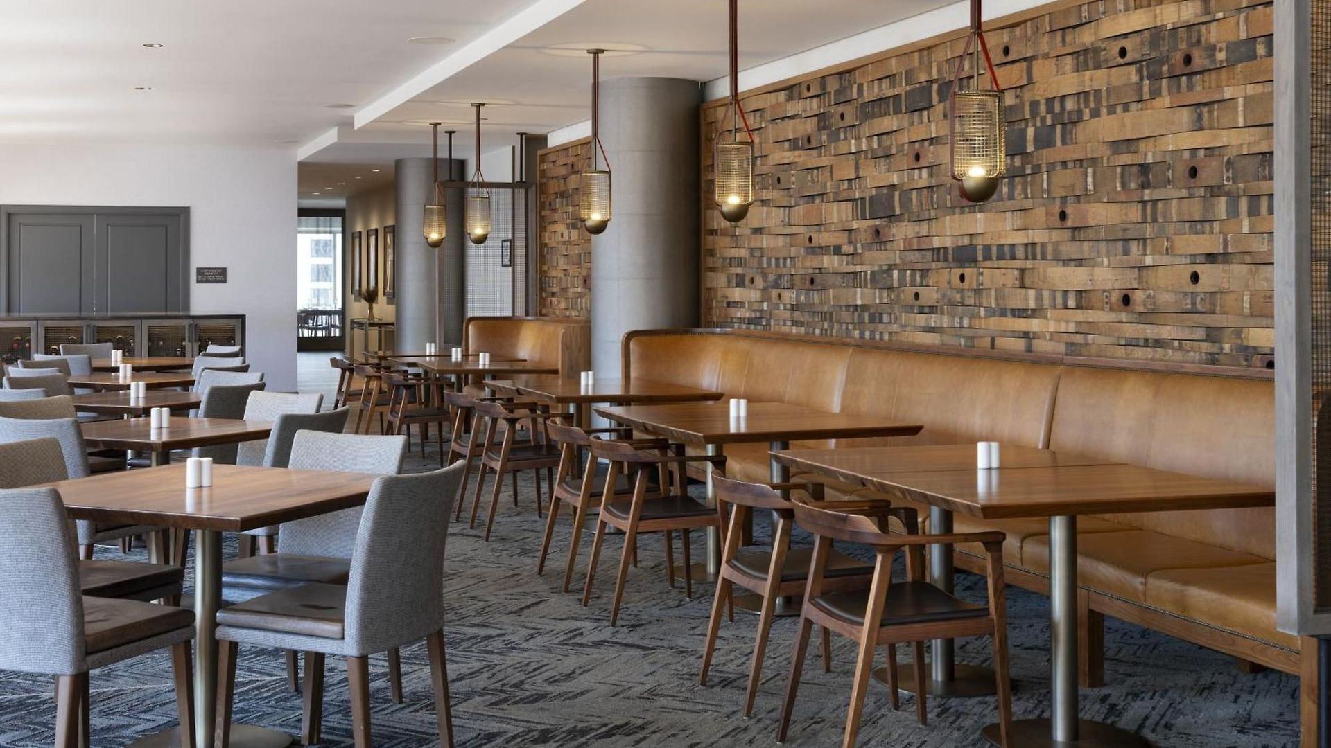 By Marriott Downtown Magnificent Mile Chicago