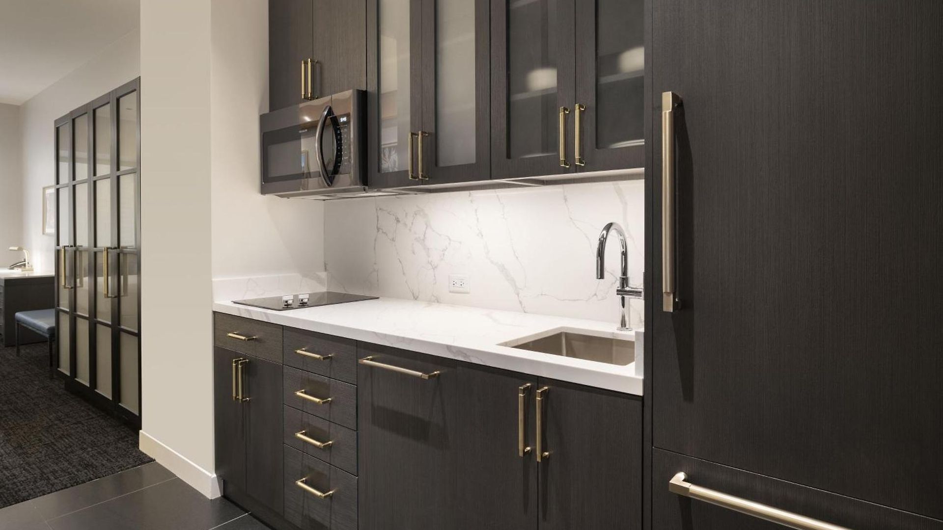 By Marriott Downtown Magnificent Mile