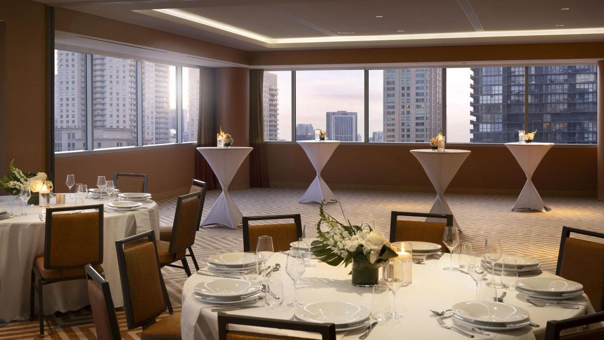 By Marriott Downtown Magnificent Mile