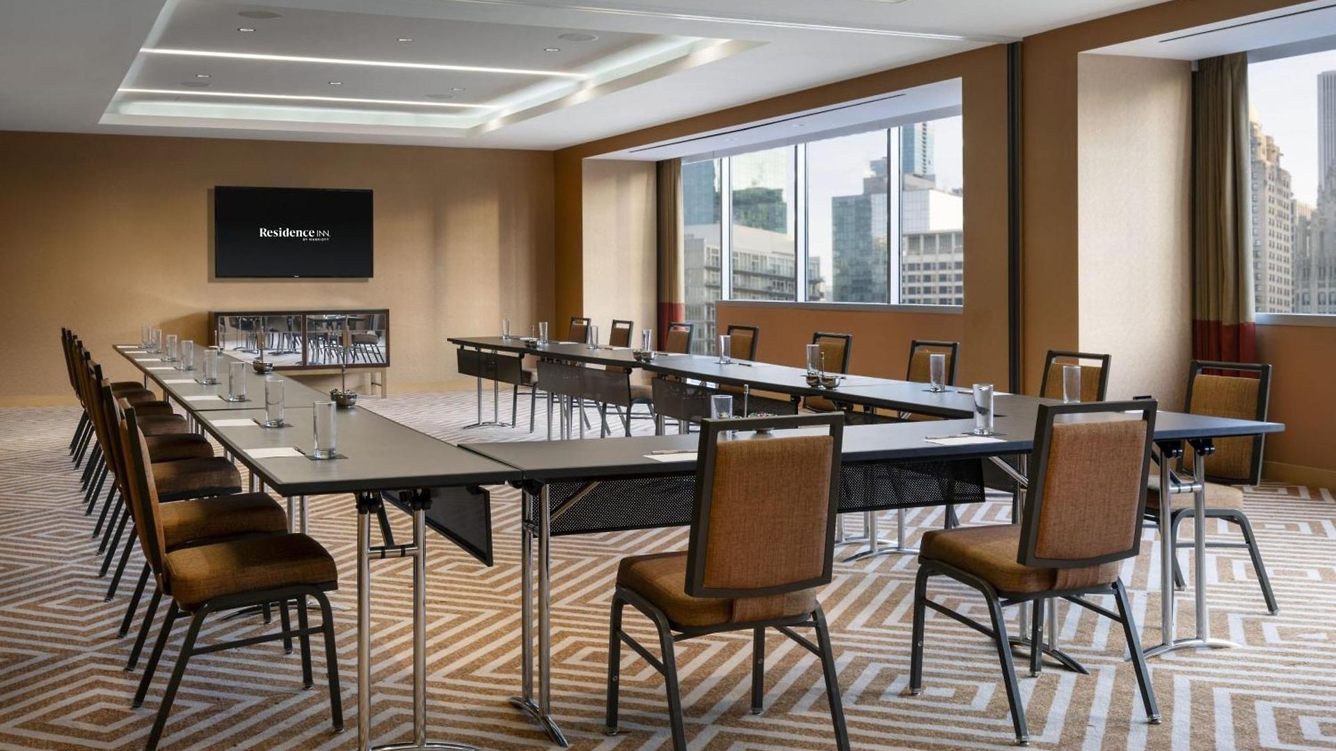 By Marriott Downtown Magnificent Mile