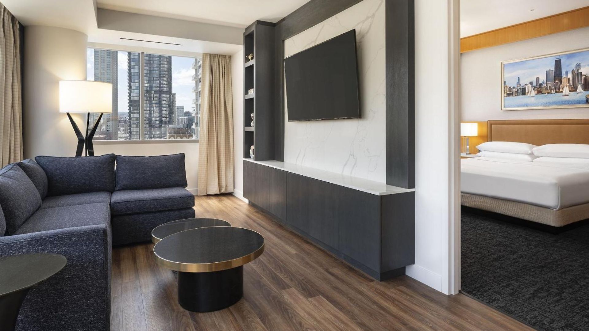 By Marriott Downtown Magnificent Mile 3*