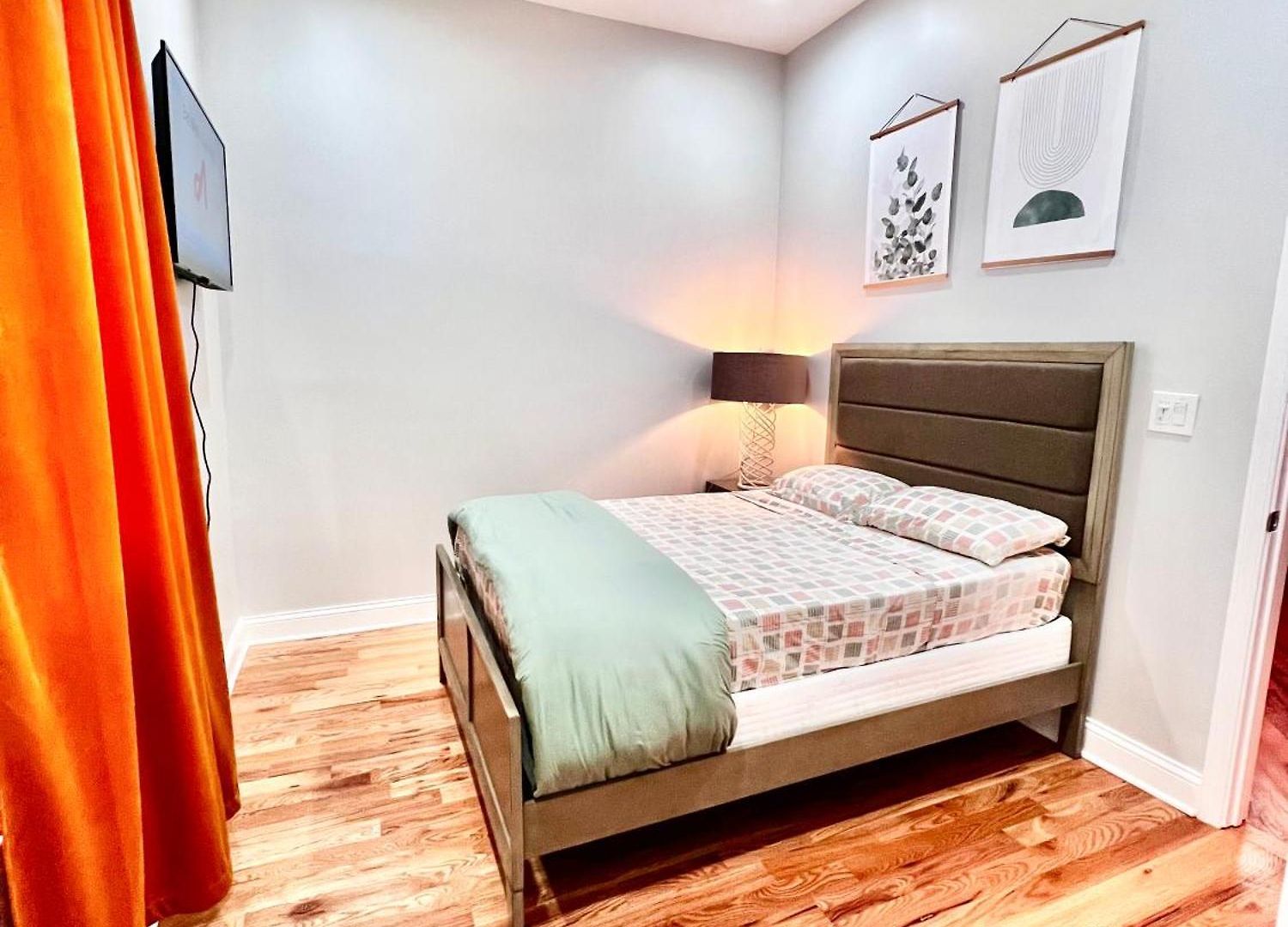 Lux Apt In Bronzeville, Min From Downtown-rsv Now! Apartment *