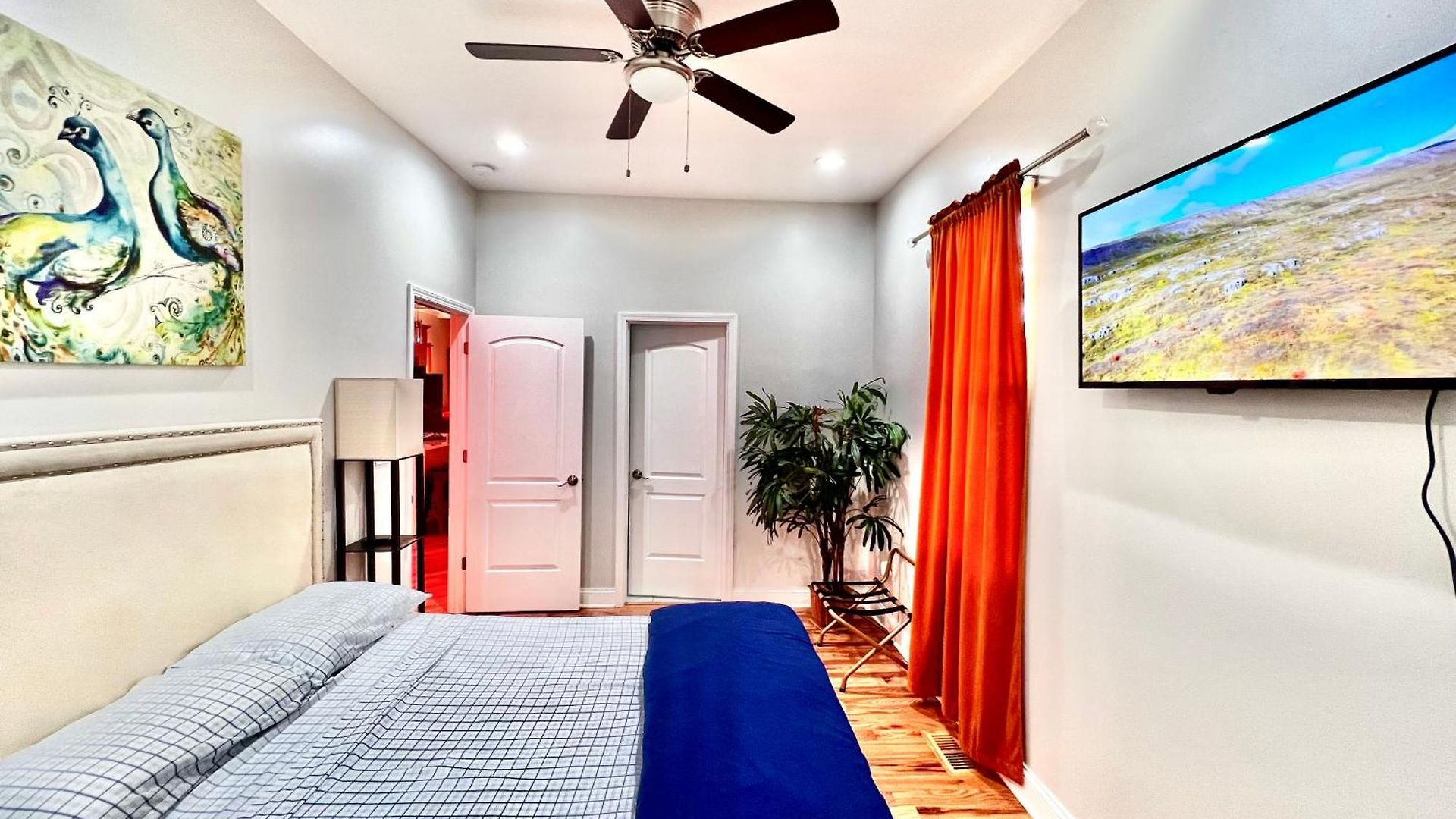 Apartment Lux Apt In Bronzeville, Min From Downtown-rsv Now! *